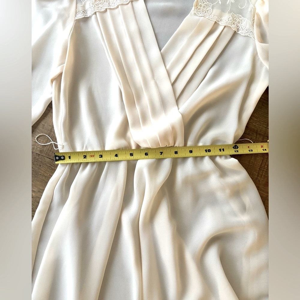 Vintage 70’s Chiffon Pleated | Belted Dress. Women’s Sz-S Mid Century Modern. - Picture 10 of 16